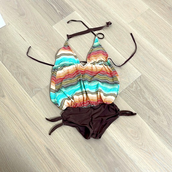 Striped Swimming suit one piece - Picture 1 of 5